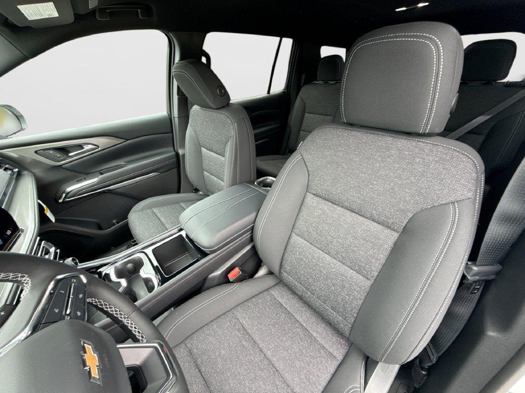 new 2027 Chevrolet Traverse car, priced at $43,517