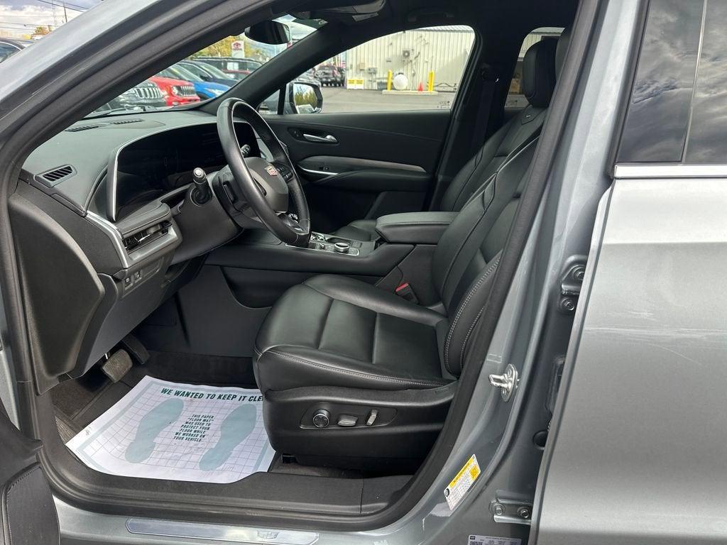 used 2024 Cadillac XT4 car, priced at $31,394