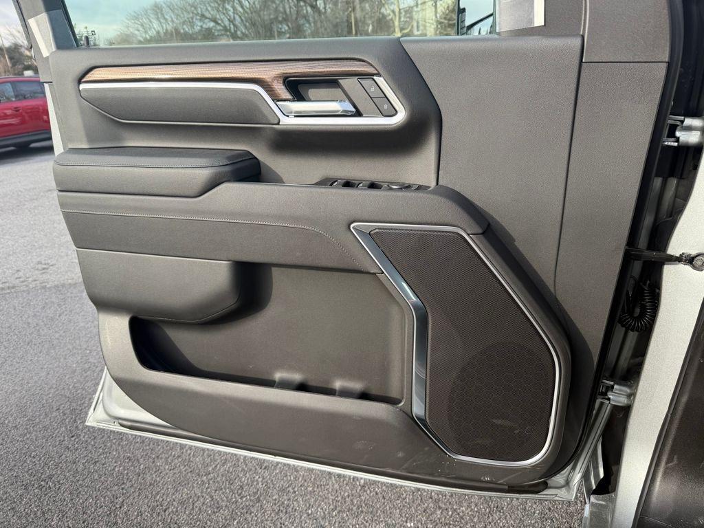 new 2026 Chevrolet Silverado 2500 car, priced at $57,056