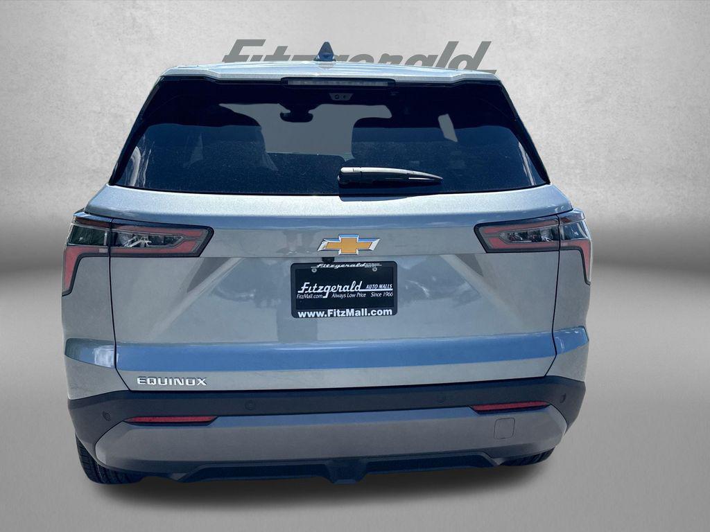 new 2026 Chevrolet Equinox car, priced at $29,825