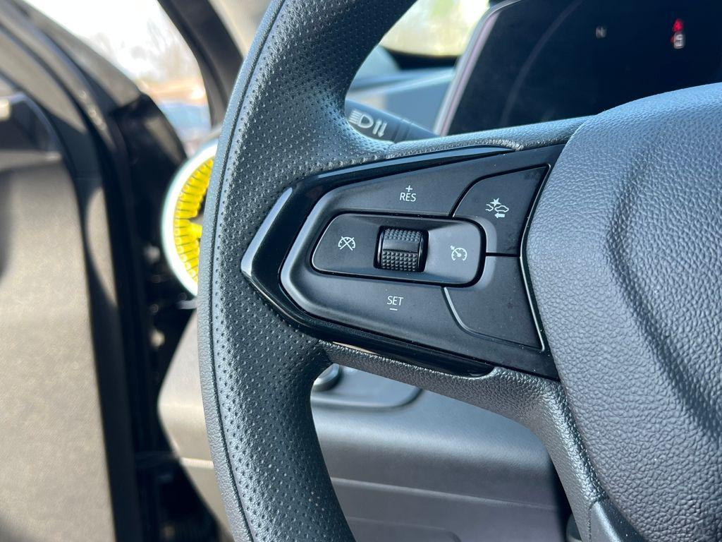 used 2025 Chevrolet Trax car, priced at $20,495