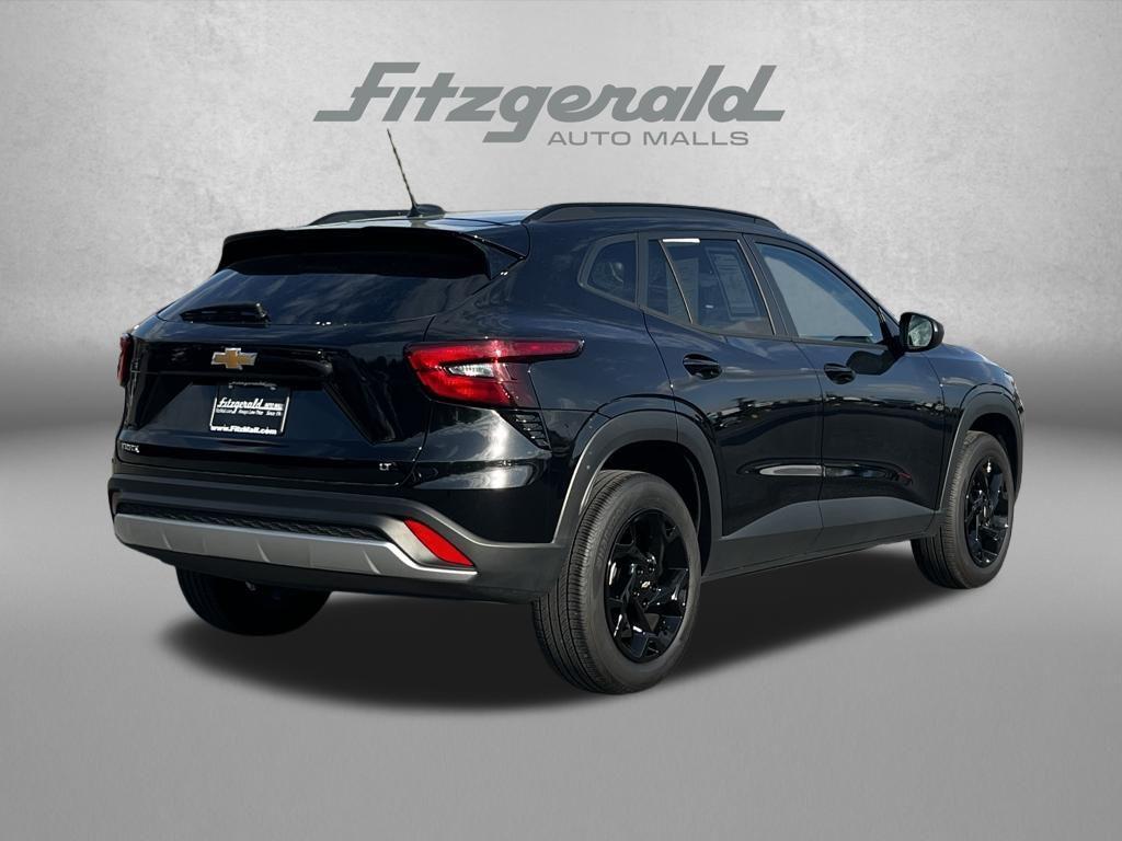 used 2025 Chevrolet Trax car, priced at $20,395