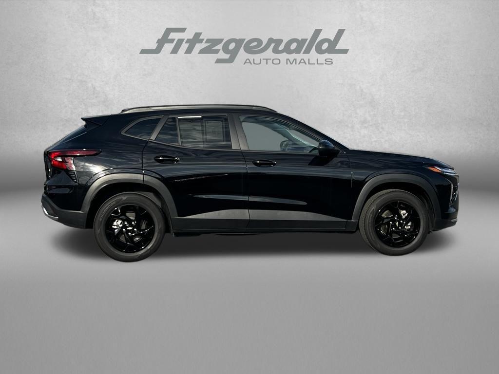 used 2025 Chevrolet Trax car, priced at $20,395