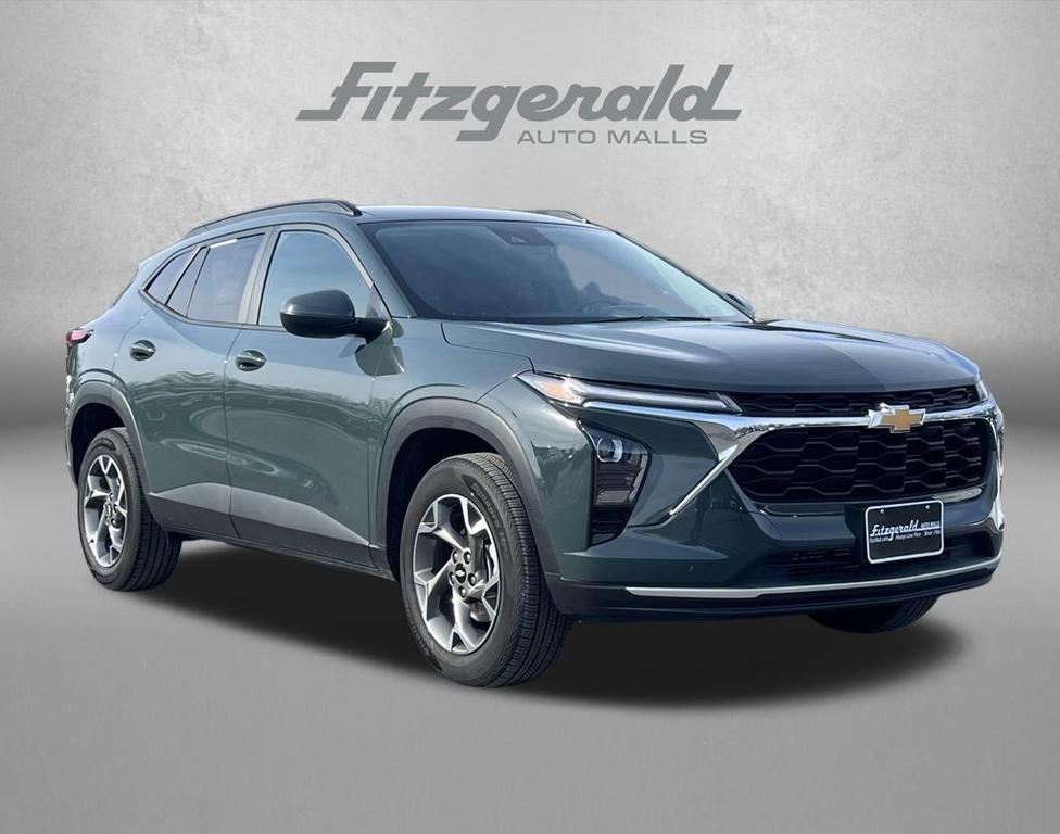 used 2025 Chevrolet Trax car, priced at $19,895