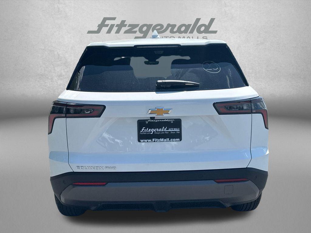 new 2026 Chevrolet Equinox car, priced at $31,464