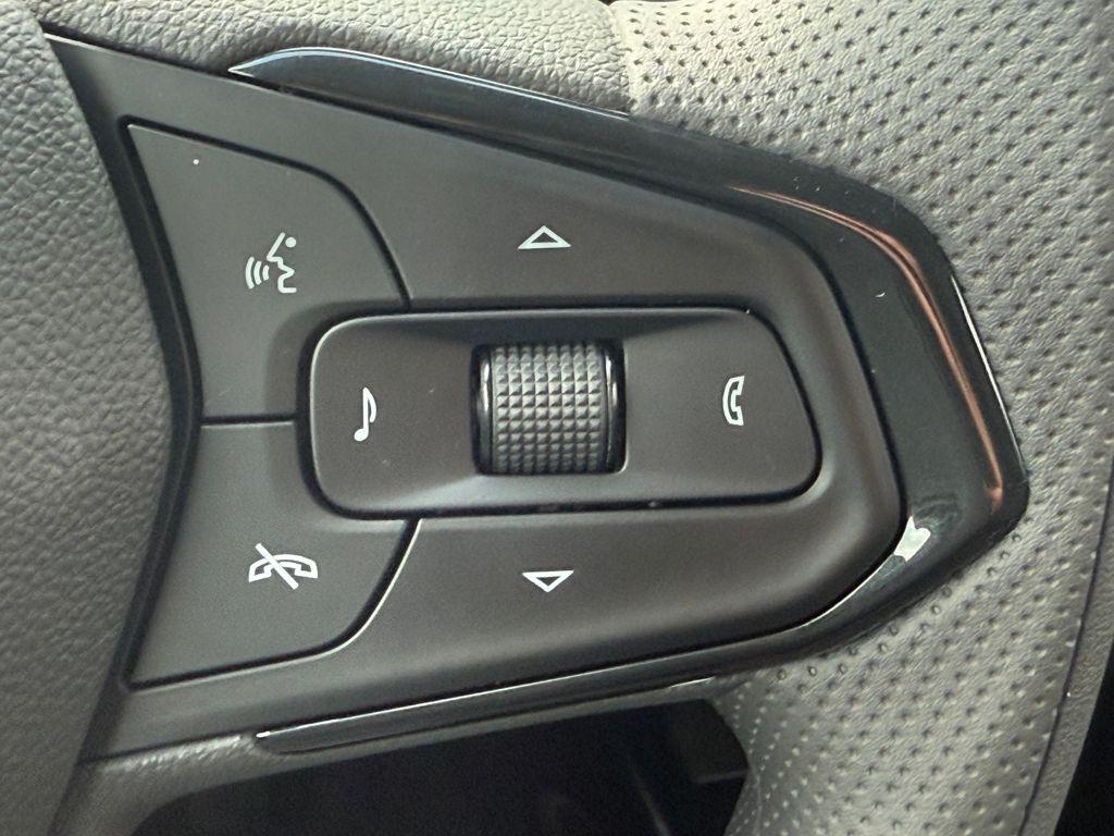 new 2026 Chevrolet Trax car, priced at $23,408