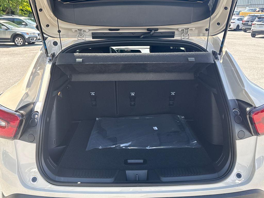 new 2026 Chevrolet Trax car, priced at $25,162