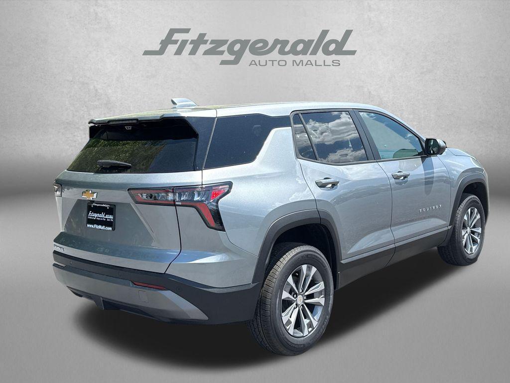 new 2026 Chevrolet Equinox car, priced at $30,325