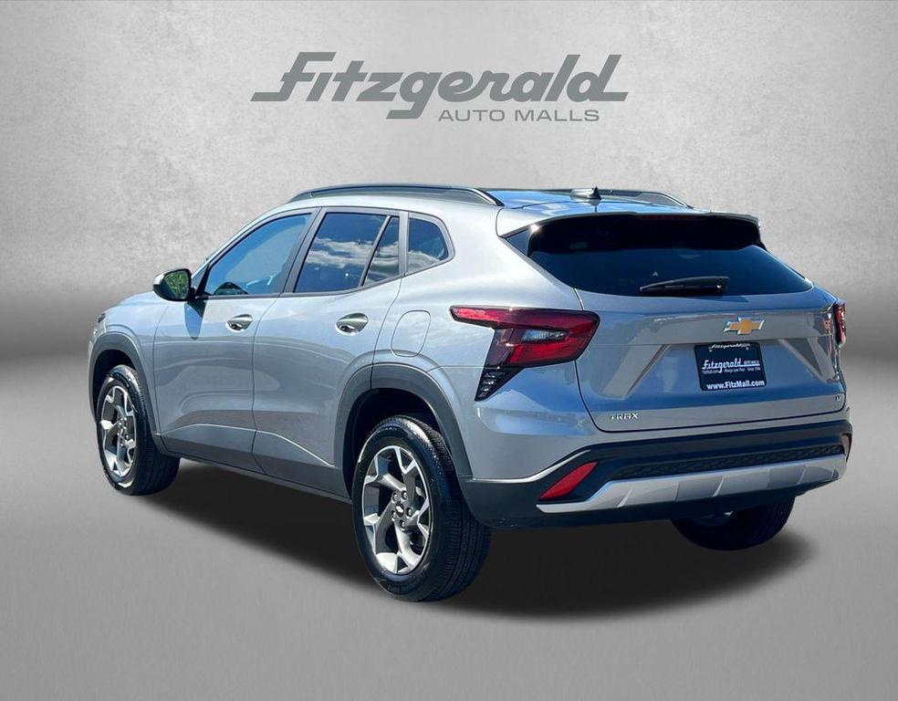 used 2025 Chevrolet Trax car, priced at $23,694