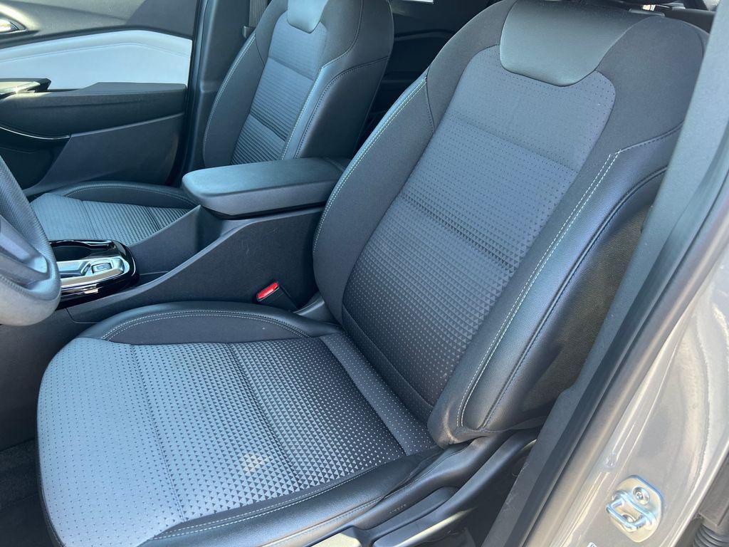 used 2025 Chevrolet Trax car, priced at $23,694