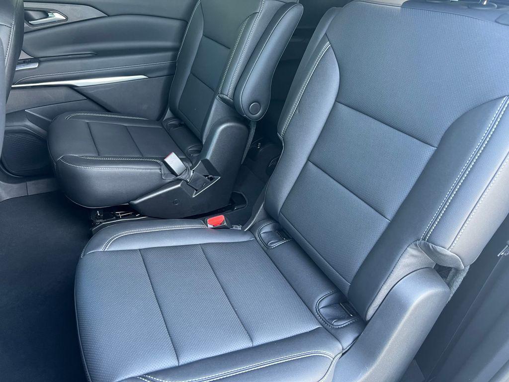 used 2026 Chevrolet Traverse car, priced at $43,794