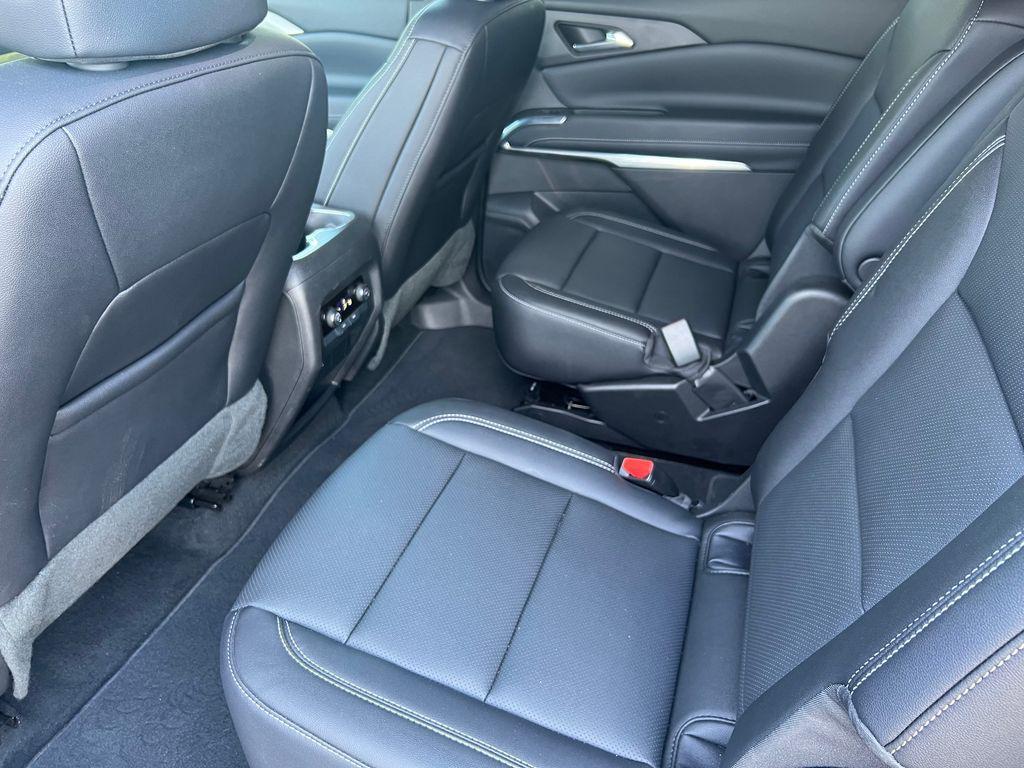 used 2026 Chevrolet Traverse car, priced at $43,794