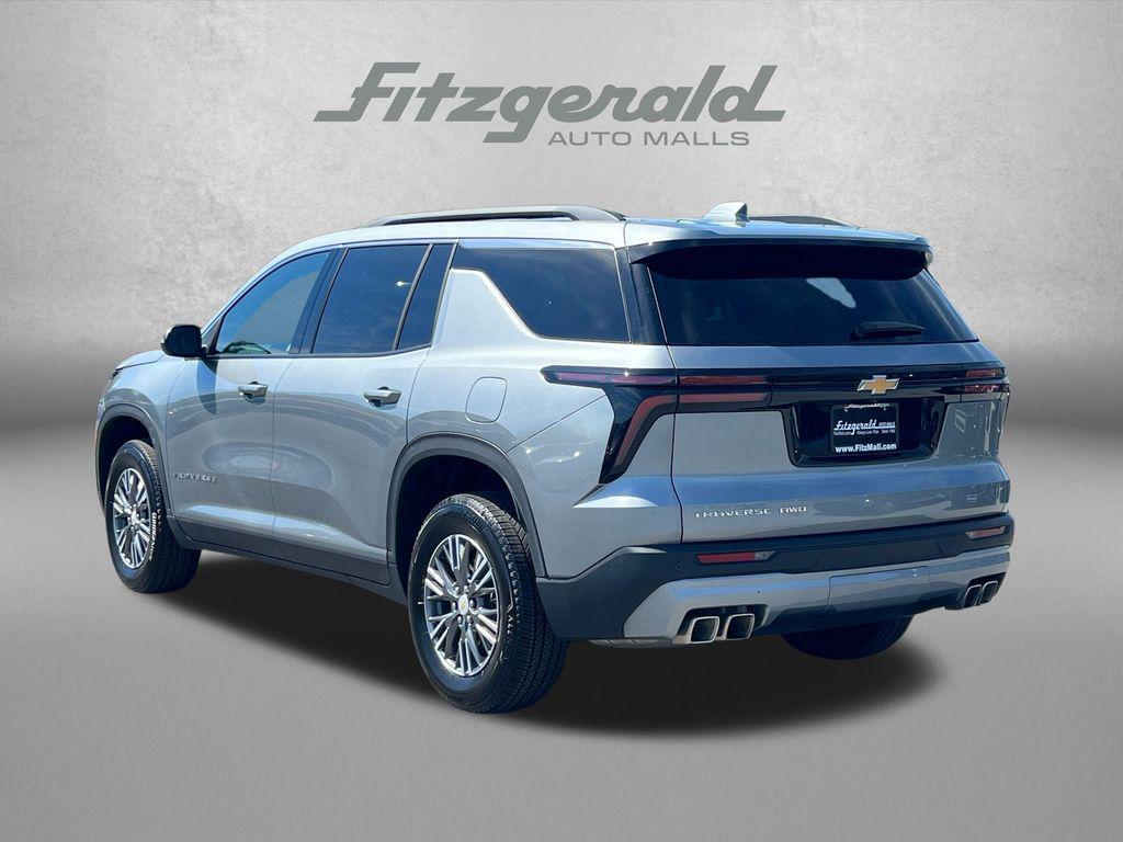 used 2026 Chevrolet Traverse car, priced at $43,794