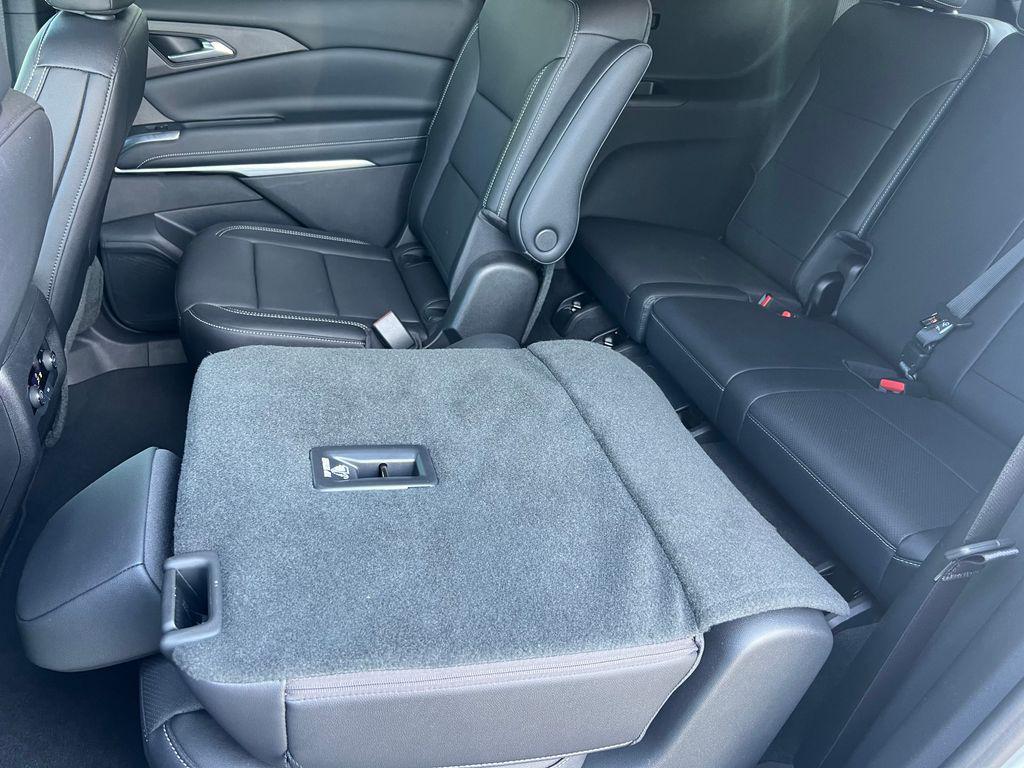 used 2026 Chevrolet Traverse car, priced at $43,794