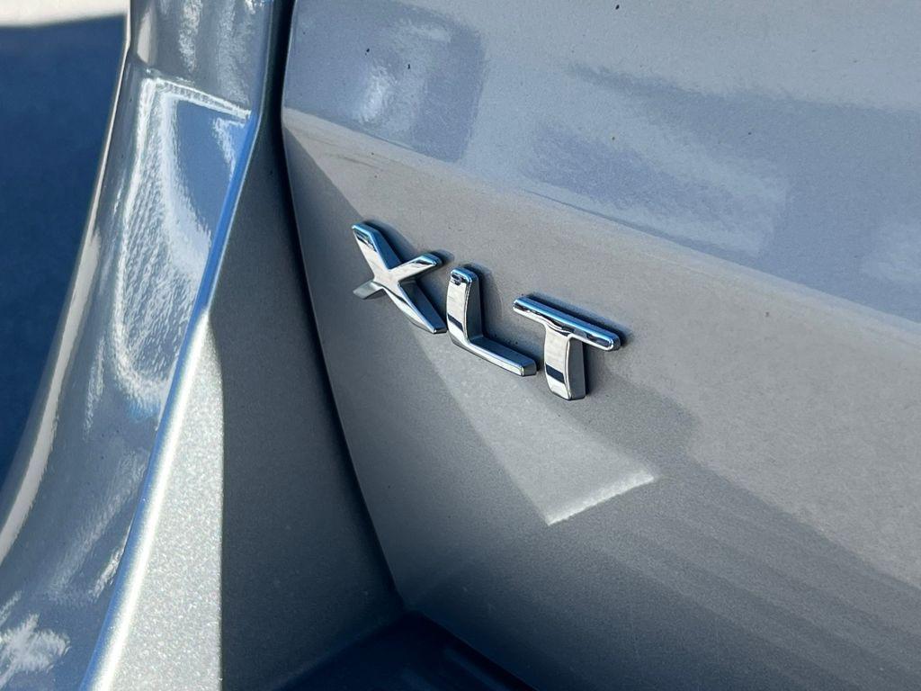 used 2021 Ford Expedition car, priced at $28,995