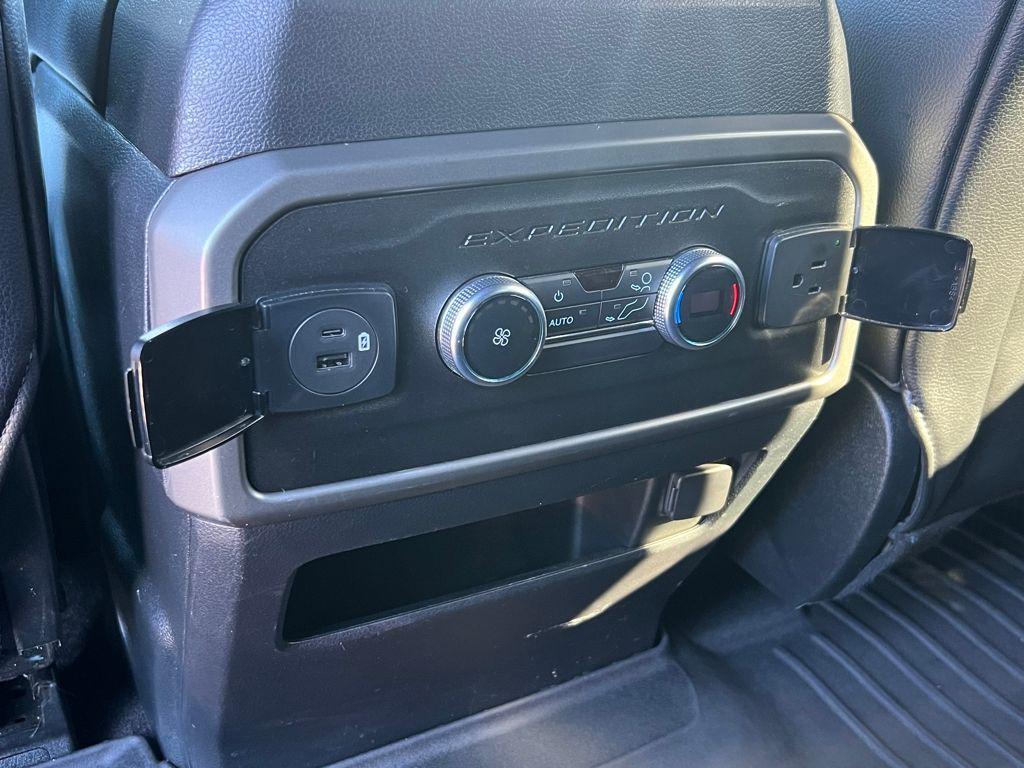 used 2021 Ford Expedition car, priced at $28,995