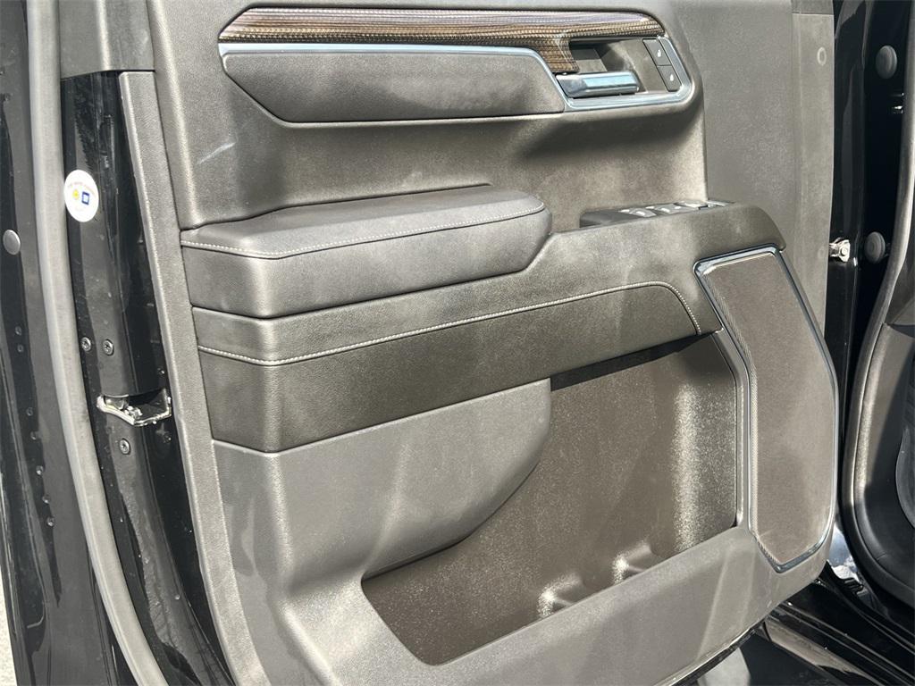 used 2023 Chevrolet Silverado 1500 car, priced at $39,995