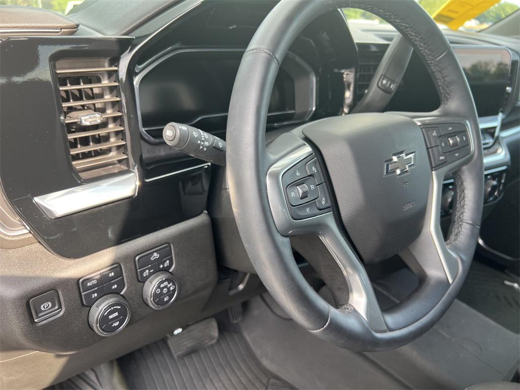 used 2023 Chevrolet Silverado 1500 car, priced at $39,995