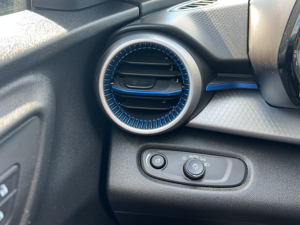 used 2025 Chevrolet Trax car, priced at $22,194
