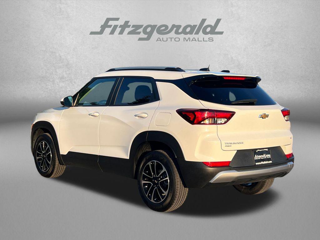 used 2025 Chevrolet TrailBlazer car, priced at $24,394