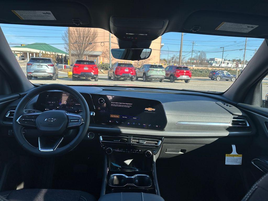 new 2026 Chevrolet Traverse car, priced at $45,215