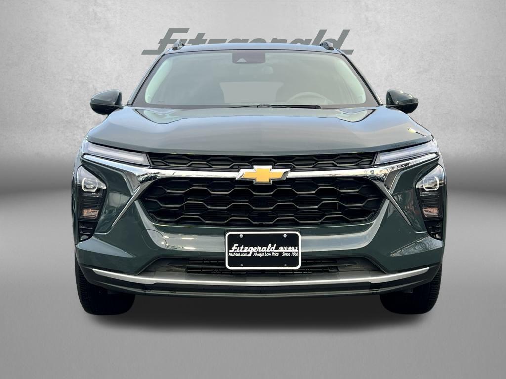 used 2025 Chevrolet Trax car, priced at $20,795