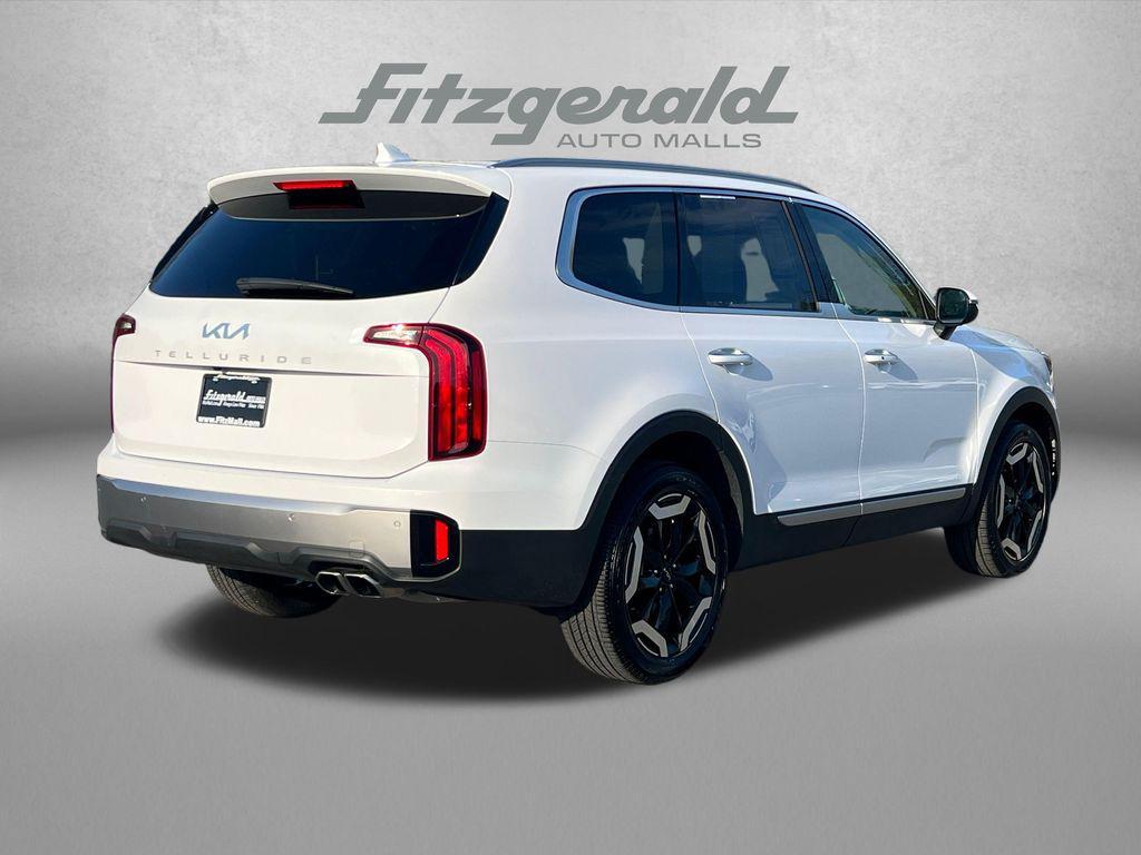 used 2025 Kia Telluride car, priced at $36,594