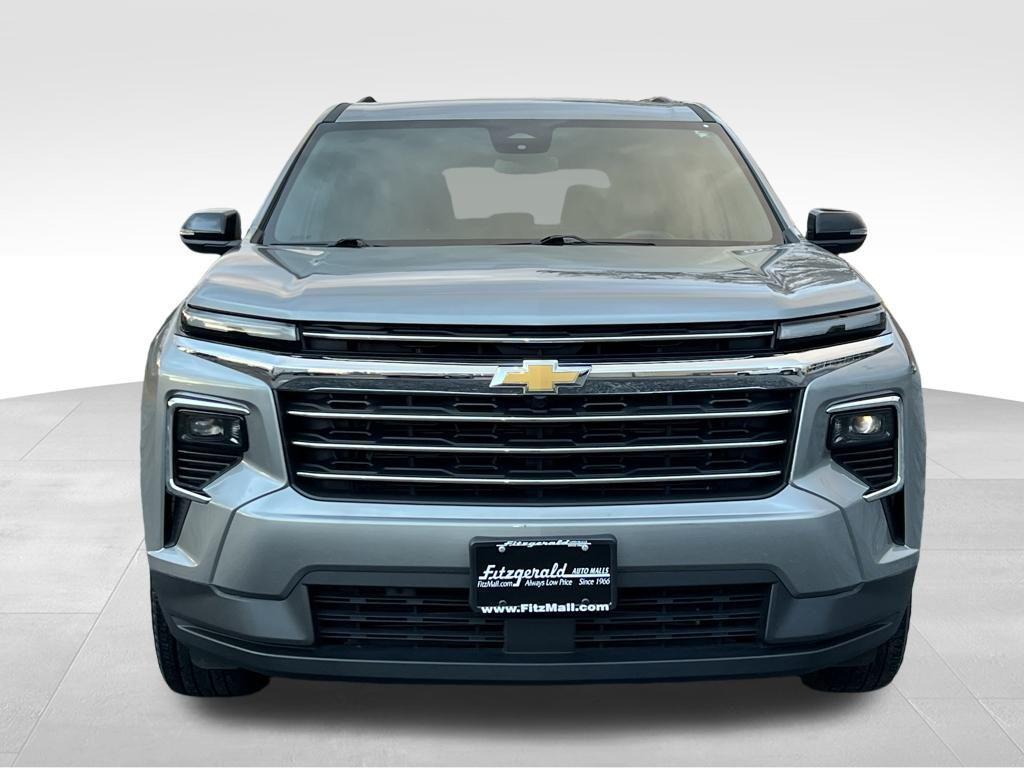 used 2025 Chevrolet Traverse car, priced at $36,995