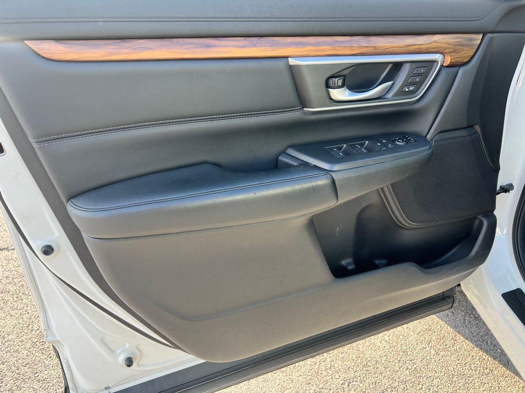 used 2017 Honda CR-V car, priced at $16,595