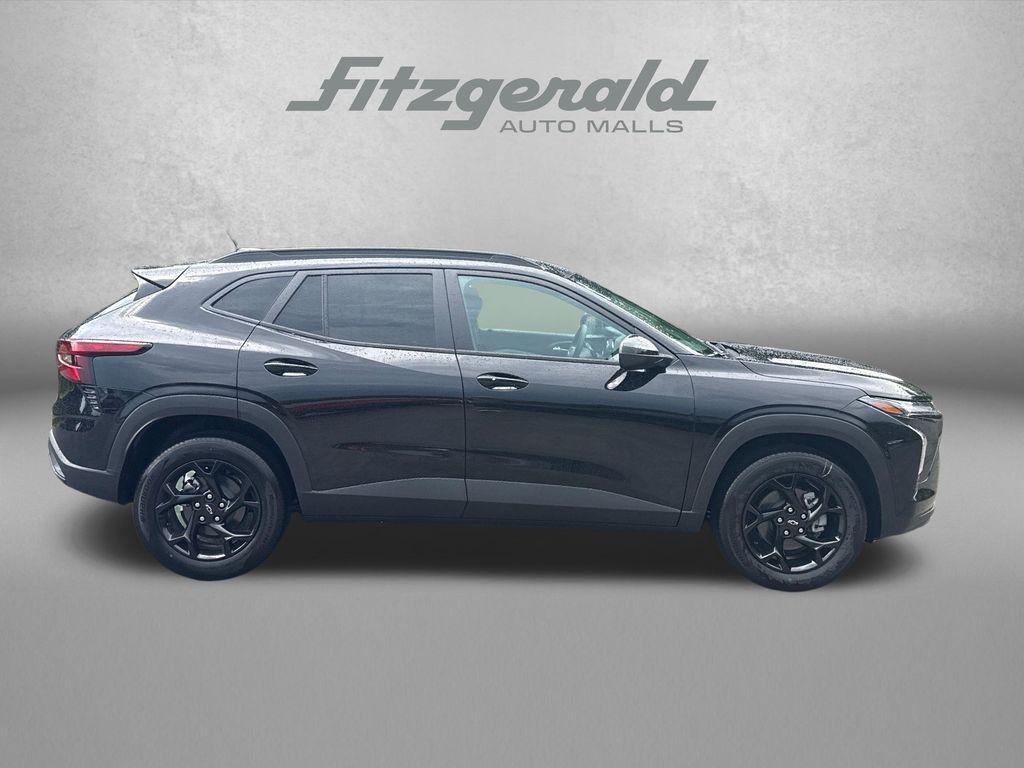 new 2026 Chevrolet Trax car, priced at $25,328