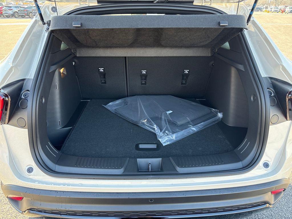new 2026 Chevrolet Trax car, priced at $27,727