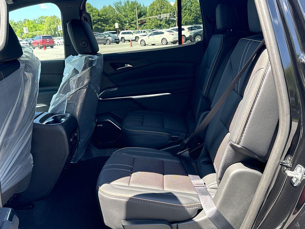 new 2026 Chevrolet Traverse car, priced at $58,034