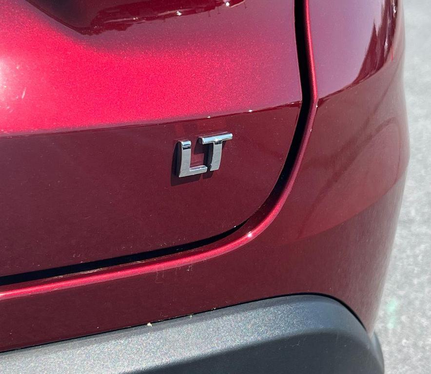 used 2025 Chevrolet Trax car, priced at $23,694