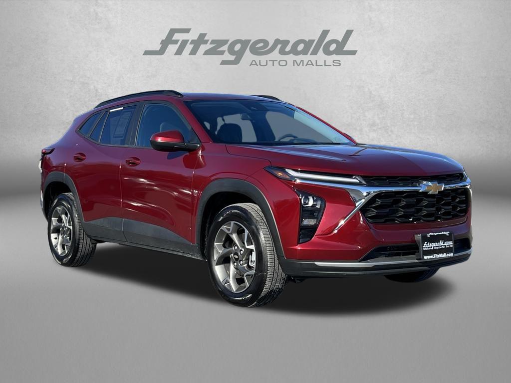 used 2025 Chevrolet Trax car, priced at $21,395