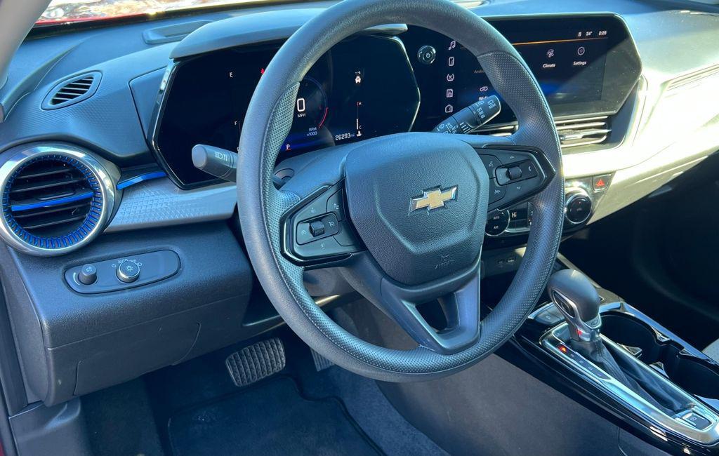 used 2025 Chevrolet Trax car, priced at $21,395