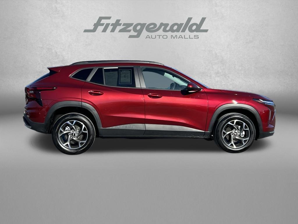 used 2025 Chevrolet Trax car, priced at $21,395