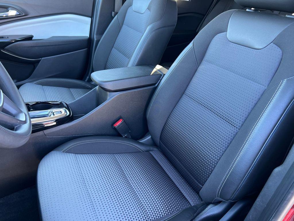used 2025 Chevrolet Trax car, priced at $21,395