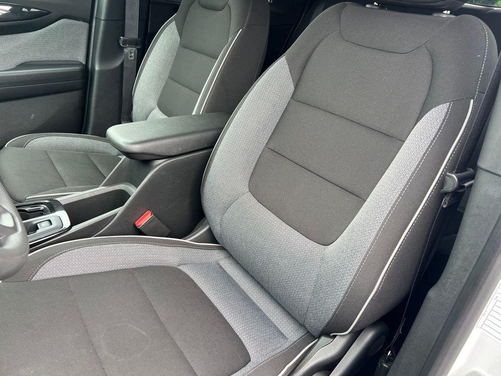 used 2025 Chevrolet TrailBlazer car, priced at $24,294