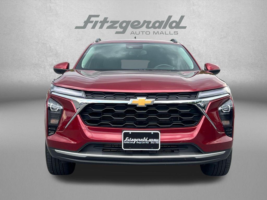 used 2025 Chevrolet Trax car, priced at $22,394
