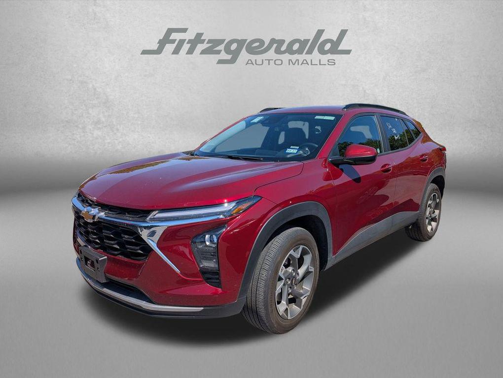 used 2025 Chevrolet Trax car, priced at $23,194