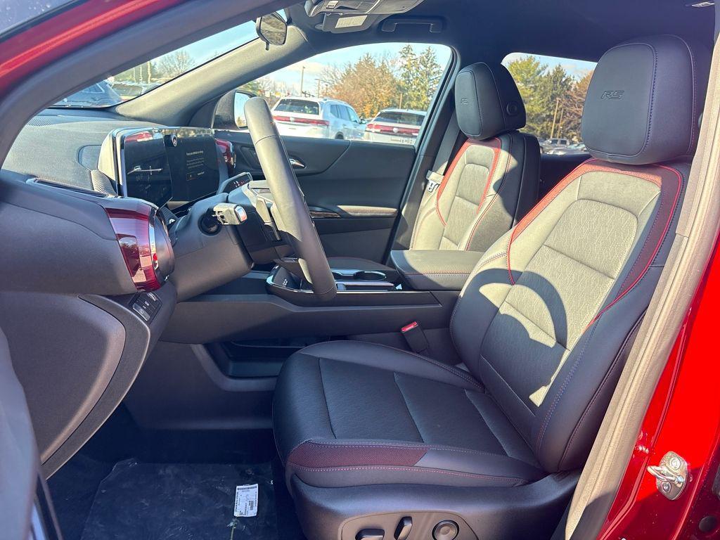 new 2026 Chevrolet Equinox car, priced at $33,860