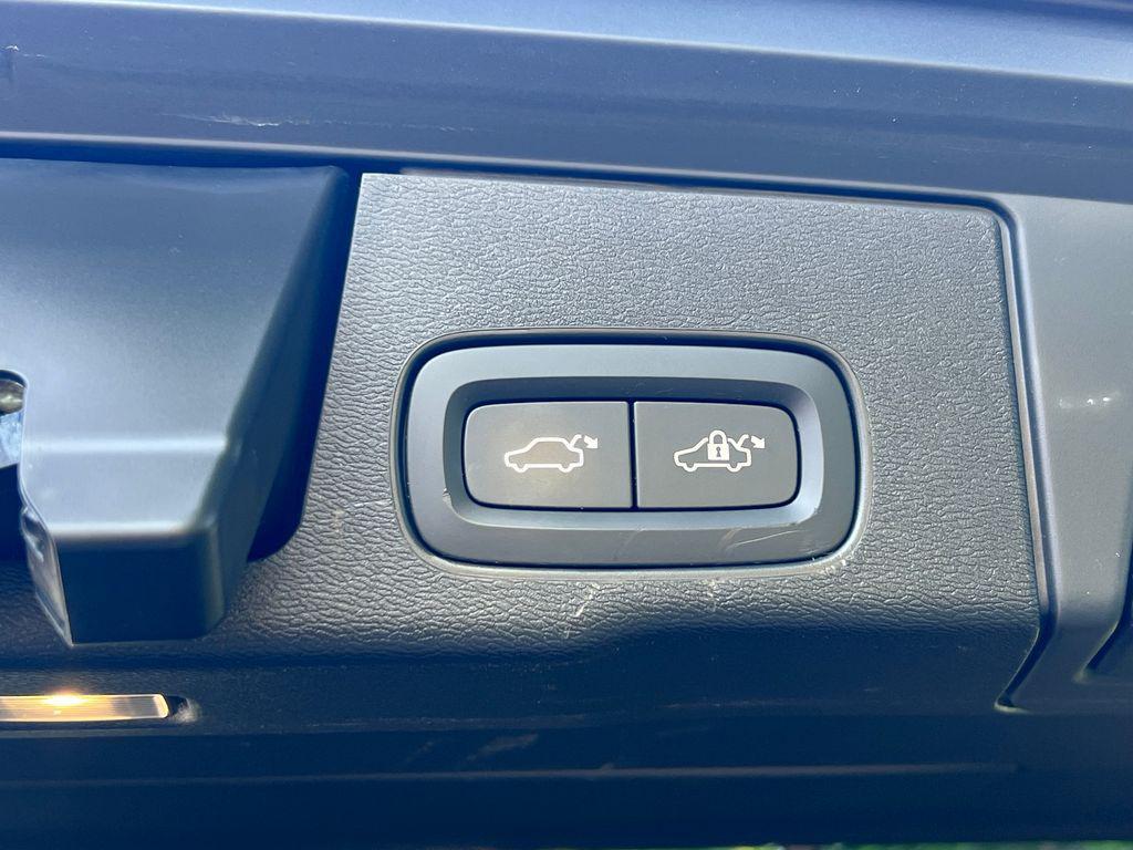 used 2019 Volvo XC60 car, priced at $20,694