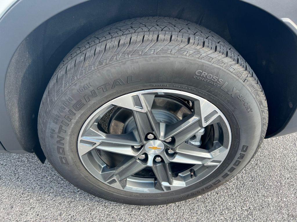 used 2025 Chevrolet Blazer car, priced at $28,995