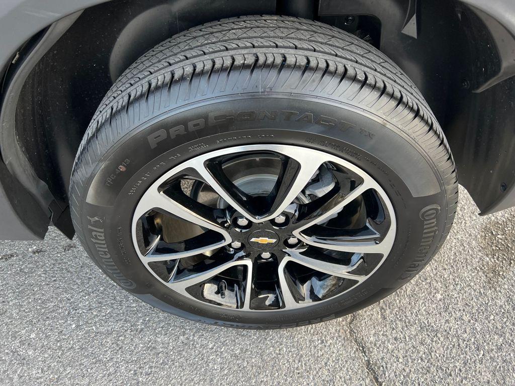 used 2025 Chevrolet TrailBlazer car, priced at $23,495