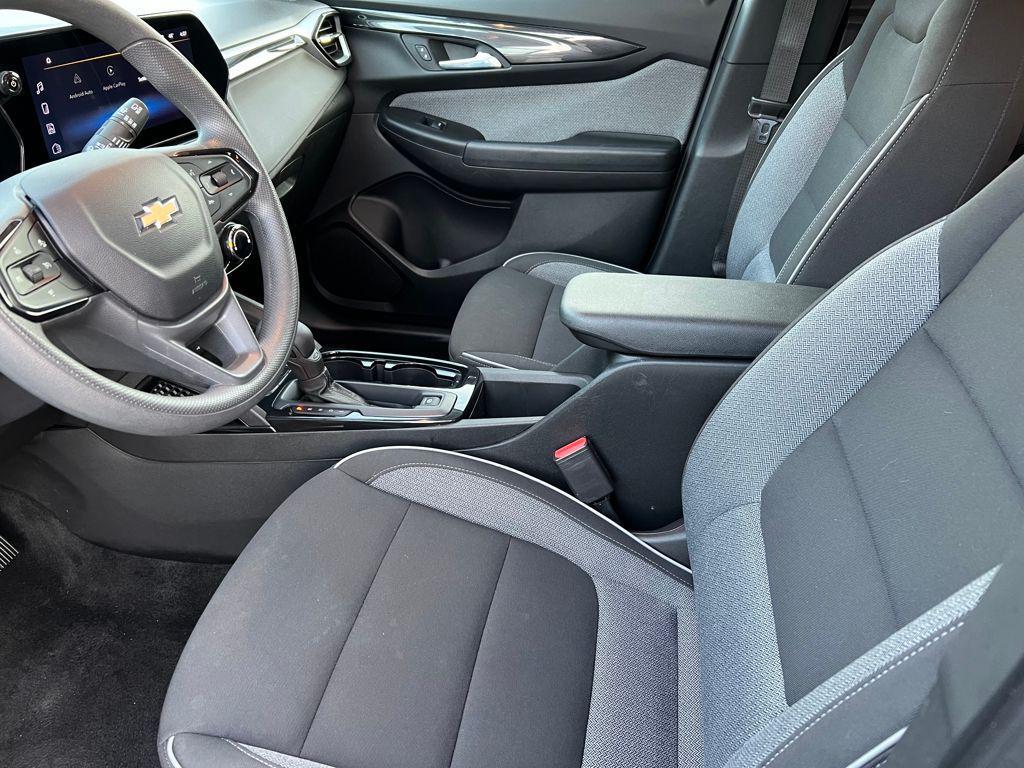 used 2025 Chevrolet TrailBlazer car, priced at $23,495