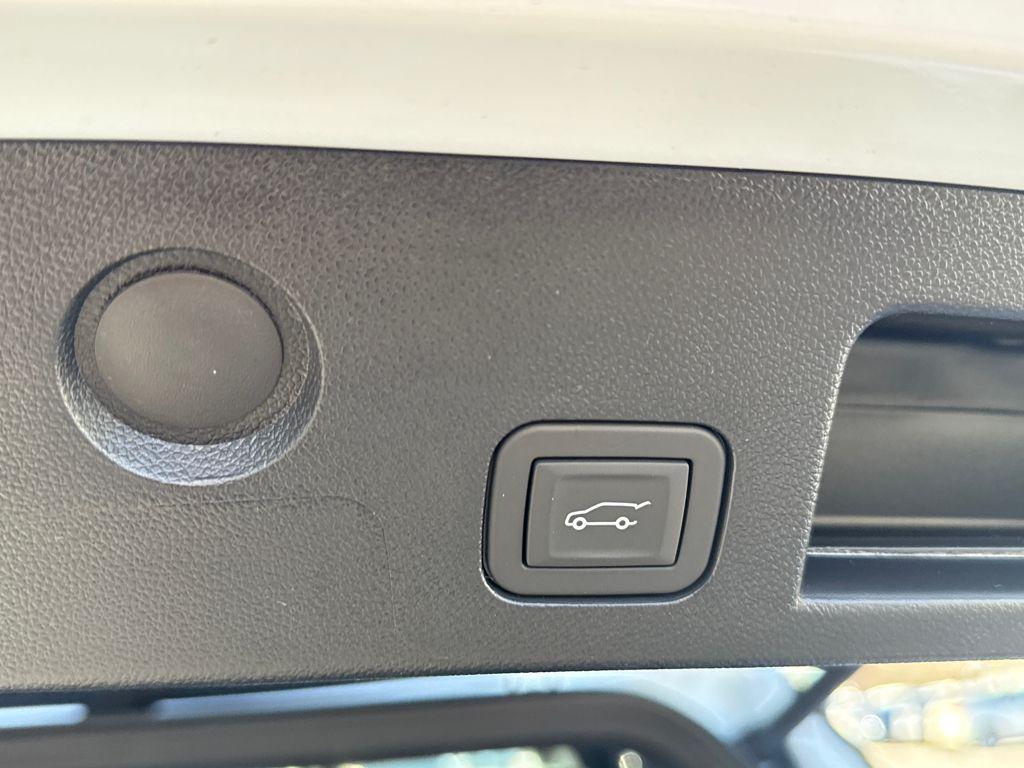 new 2026 Chevrolet Equinox car, priced at $37,545