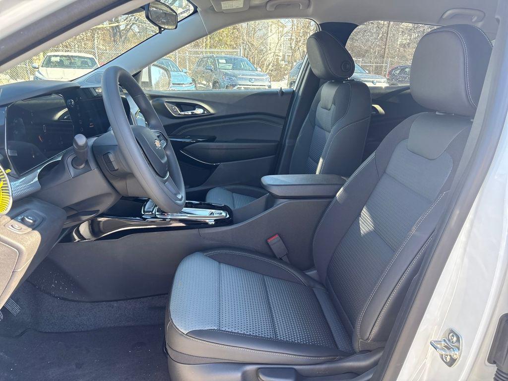 new 2026 Chevrolet Trax car, priced at $23,258
