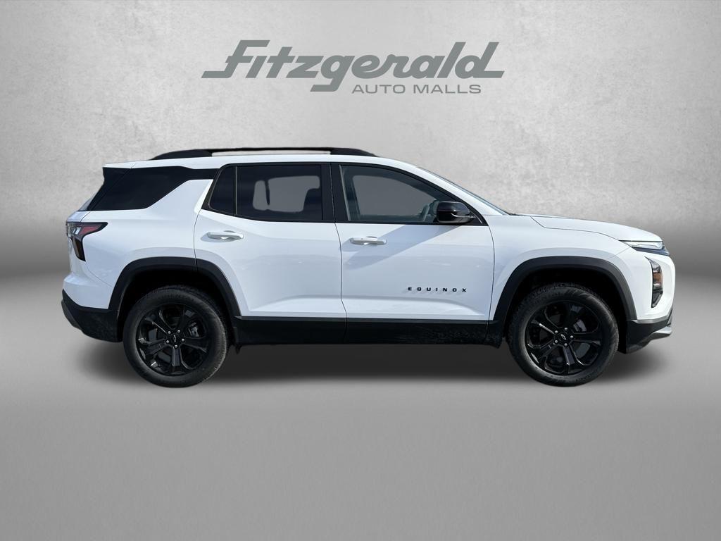 new 2026 Chevrolet Equinox car, priced at $31,557