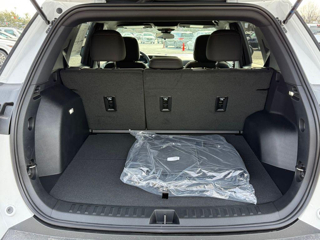 new 2026 Chevrolet Equinox car, priced at $31,557