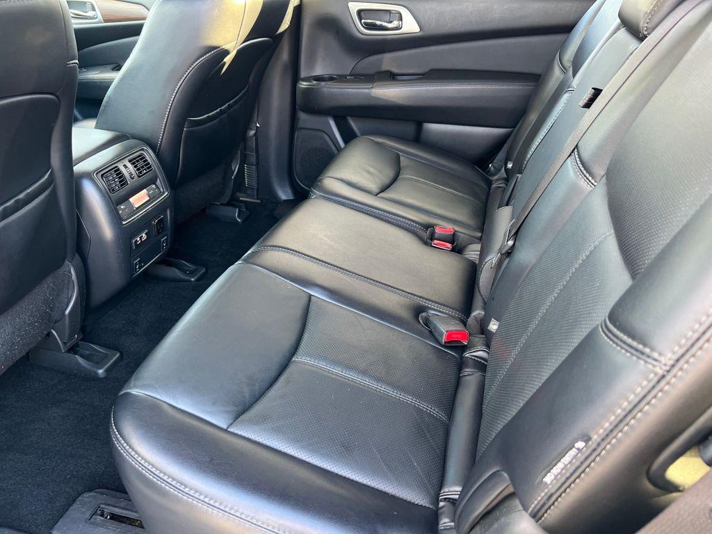 used 2020 Nissan Pathfinder car, priced at $13,895